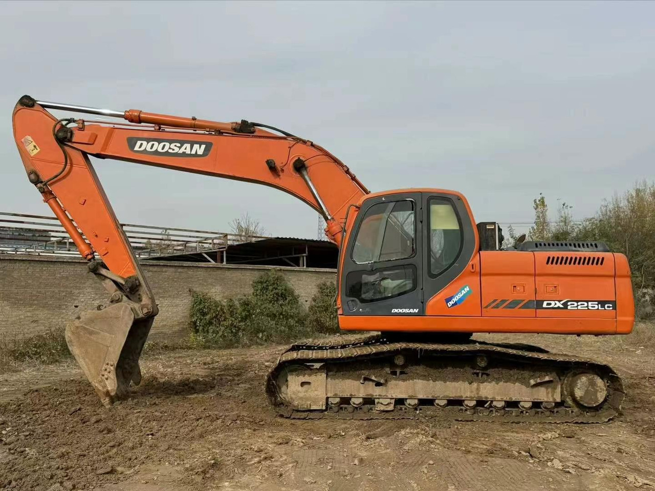 Doosan Used Excavator 225 DX225 DX300 DH150 DX300 DX420 DX520 for Sale - Kettenbagger: das Bild 5 Doosan Used Excavator 225 DX225 DX300 DH150 DX300 DX420 DX520 for Sale - Kettenbagger: das Bild 5