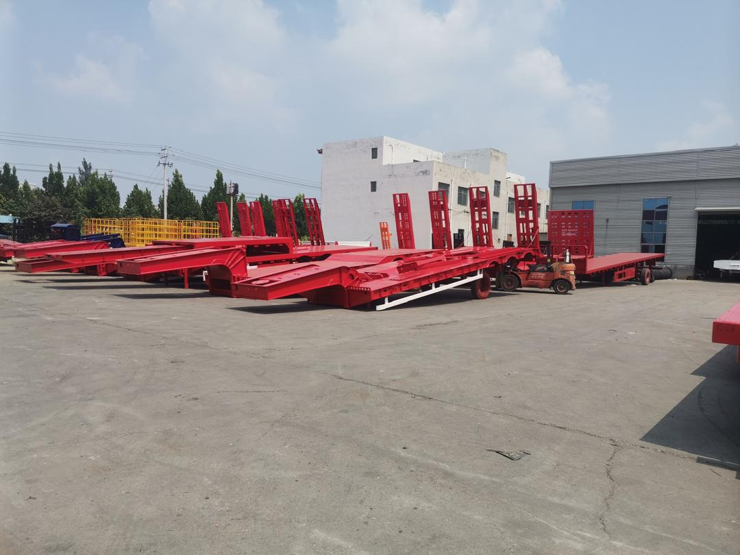 ZHICHENG SEMI FLAT BED LOW BED IN VARIOUS AND SIZE ( USED OR NEW CONDITION) - Tieflader Auflieger: das Bild 4 ZHICHENG SEMI FLAT BED LOW BED IN VARIOUS AND SIZE ( USED OR NEW CONDITION) - Tieflader Auflieger: das Bild 4