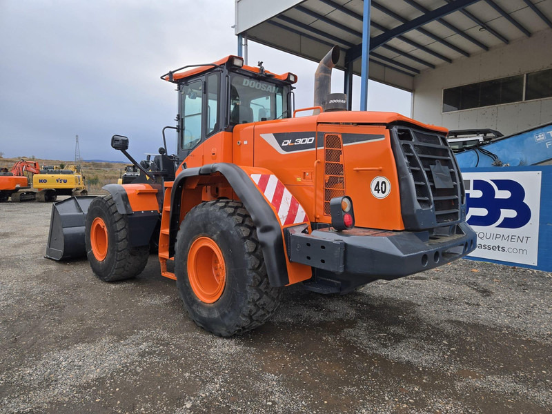 Doosan DL300-5 - Radlader: das Bild 2 Doosan DL300-5 - Radlader: das Bild 2