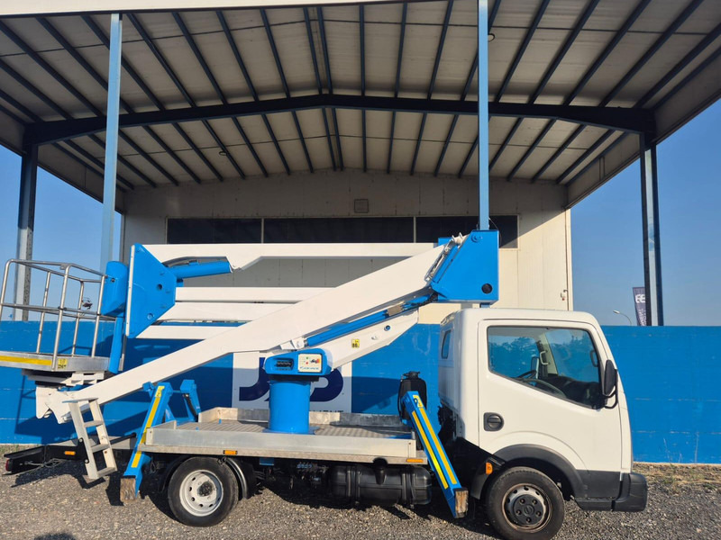 Nissan CABSTAR 35.12 SOCAGE DA320 - LKW, Autokran: das Bild 2 Nissan CABSTAR 35.12 SOCAGE DA320 - LKW, Autokran: das Bild 2