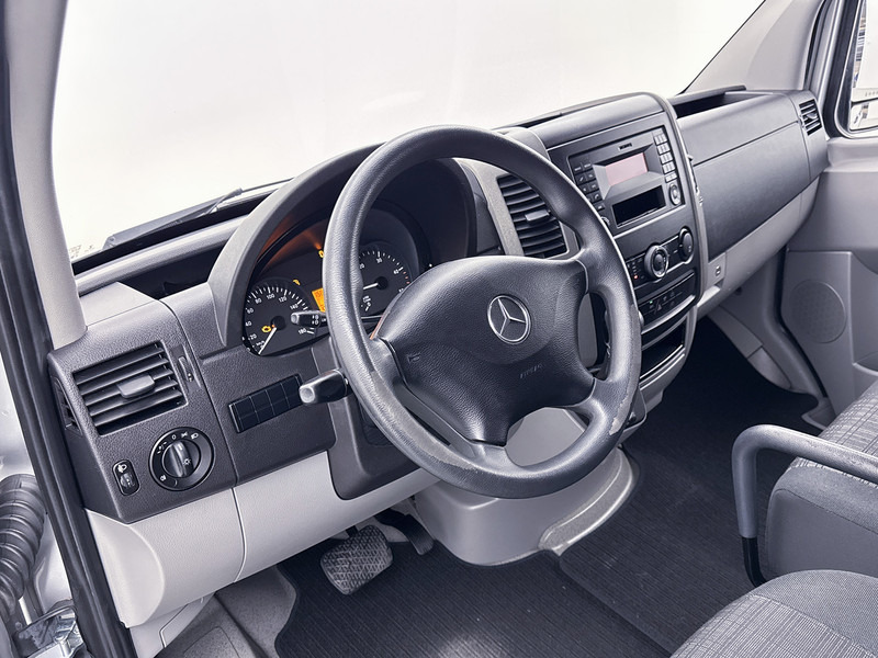 Mercedes-Benz Sprinter 314 2.2 CDI L2H2 Automaat Geveerde Stoel Betimmering Cruise Control Oprijplaat - Kastenwagen: das Bild 5 Mercedes-Benz Sprinter 314 2.2 CDI L2H2 Automaat Geveerde Stoel Betimmering Cruise Control Oprijplaat - Kastenwagen: das Bild 5