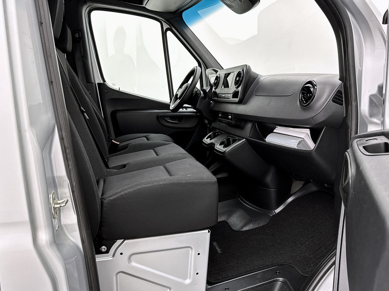 Kastenwagen Mercedes-Benz Sprinter 315 1.9 CDI L2H2 Automaat Navigatie Luchtgeveerde stoel Camera Sidebars Cruise control Airco MBUX: das Bild 18 Kastenwagen Mercedes-Benz Sprinter 315 1.9 CDI L2H2 Automaat Navigatie Luchtgeveerde stoel Camera Sidebars Cruise control Airco MBUX: das Bild 18