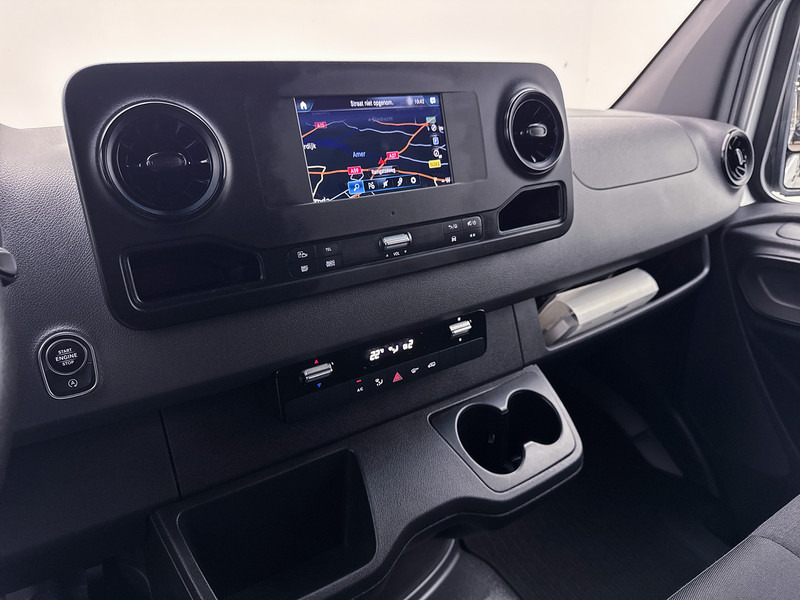 Kleintransporter Mercedes-Benz Sprinter 317 1.9 CDI L3H2 3500kg trekgewicht Navigatie Achteruitrijcamera Apple Carplay/Android Auto Betimmering Cruise Control: das Bild 7
