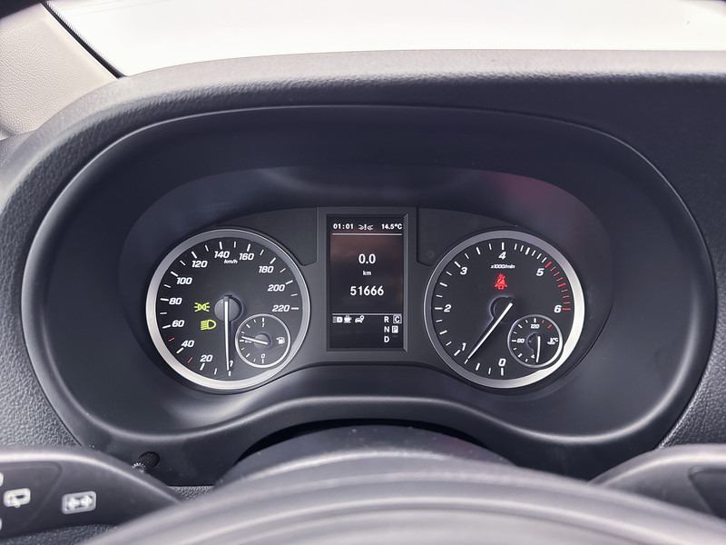Mercedes-Benz Vito 119 CDI Lang DC Distronic 19"inch lichtmetaal 2x schuifdeur Led Stoelverwarming Navigatie Dubbele cabine Automatische airco - Kleintransporter, Transporter mit Doppelkabine: das Bild 5 Mercedes-Benz Vito 119 CDI Lang DC Distronic 19"inch lichtmetaal 2x schuifdeur Led Stoelverwarming Navigatie Dubbele cabine Automatische airco - Kleintransporter, Transporter mit Doppelkabine: das Bild 5