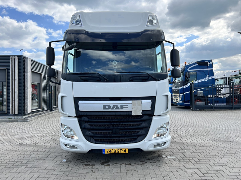 DAF CF 440 4x2 trekker Hydraulic - Sattelzugmaschine: das Bild 2 DAF CF 440 4x2 trekker Hydraulic - Sattelzugmaschine: das Bild 2