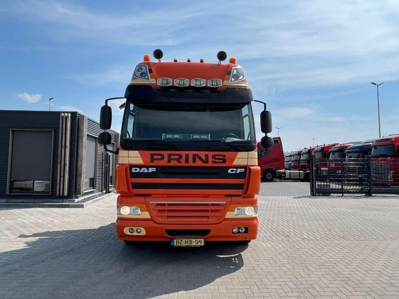 DAF CF 460 6x2 trekker Euro 5 / Palfinger PK42502-E - Sattelzugmaschine: das Bild 2 DAF CF 460 6x2 trekker Euro 5 / Palfinger PK42502-E - Sattelzugmaschine: das Bild 2