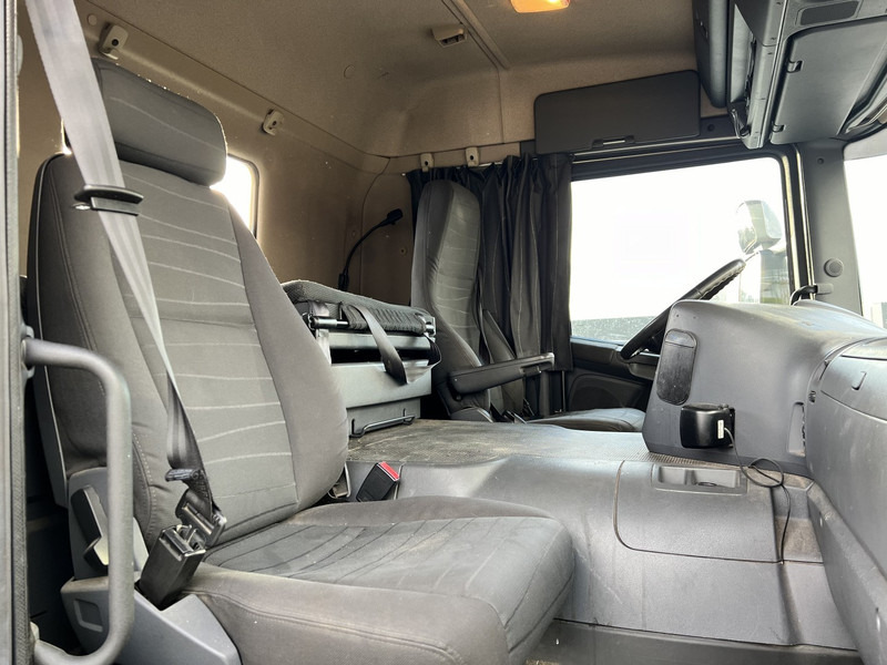 Sattelzugmaschine Scania P 360 4X2 trekker: das Bild 18