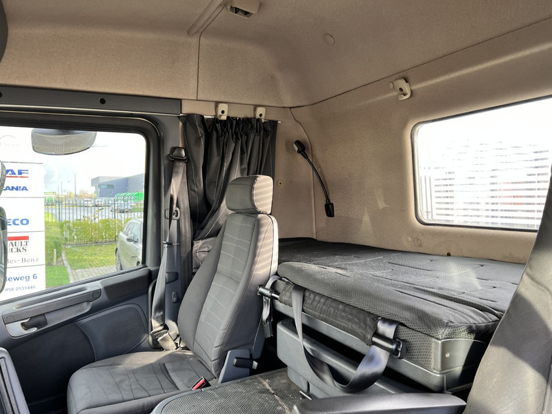 Sattelzugmaschine Scania P 360 4X2 trekker: das Bild 12