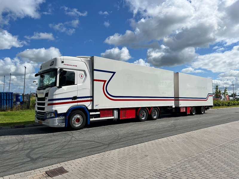 Scania S450 6x2 + Wipkar Bloemen combinatie - Kühlkoffer LKW: das Bild 1 Scania S450 6x2 + Wipkar Bloemen combinatie - Kühlkoffer LKW: das Bild 1