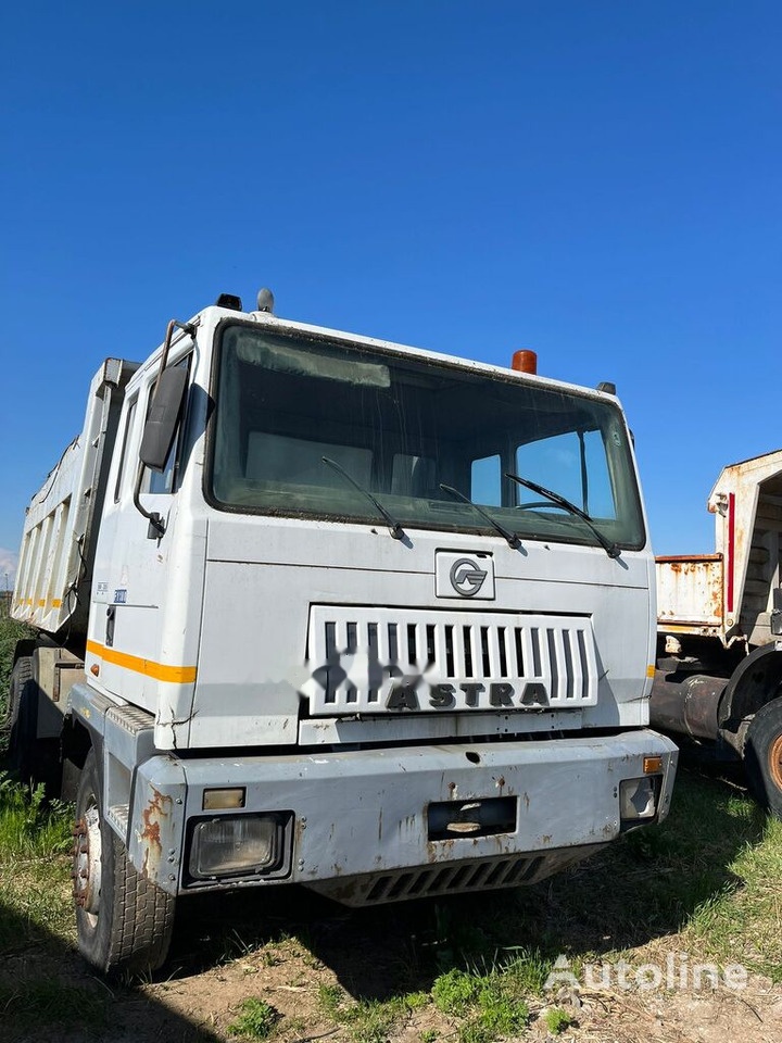Astra BM 305 FT F1100 6X4 TRAKKER INDUSTRIAL - Kipper: das Bild 2 Astra BM 305 FT F1100 6X4 TRAKKER INDUSTRIAL - Kipper: das Bild 2