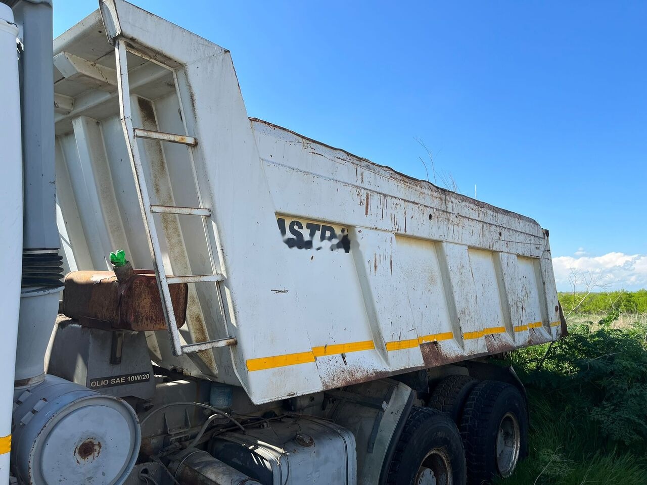 Astra BM 305 FT F1100 6X4 TRAKKER INDUSTRIAL - Kipper: das Bild 5 Astra BM 305 FT F1100 6X4 TRAKKER INDUSTRIAL - Kipper: das Bild 5