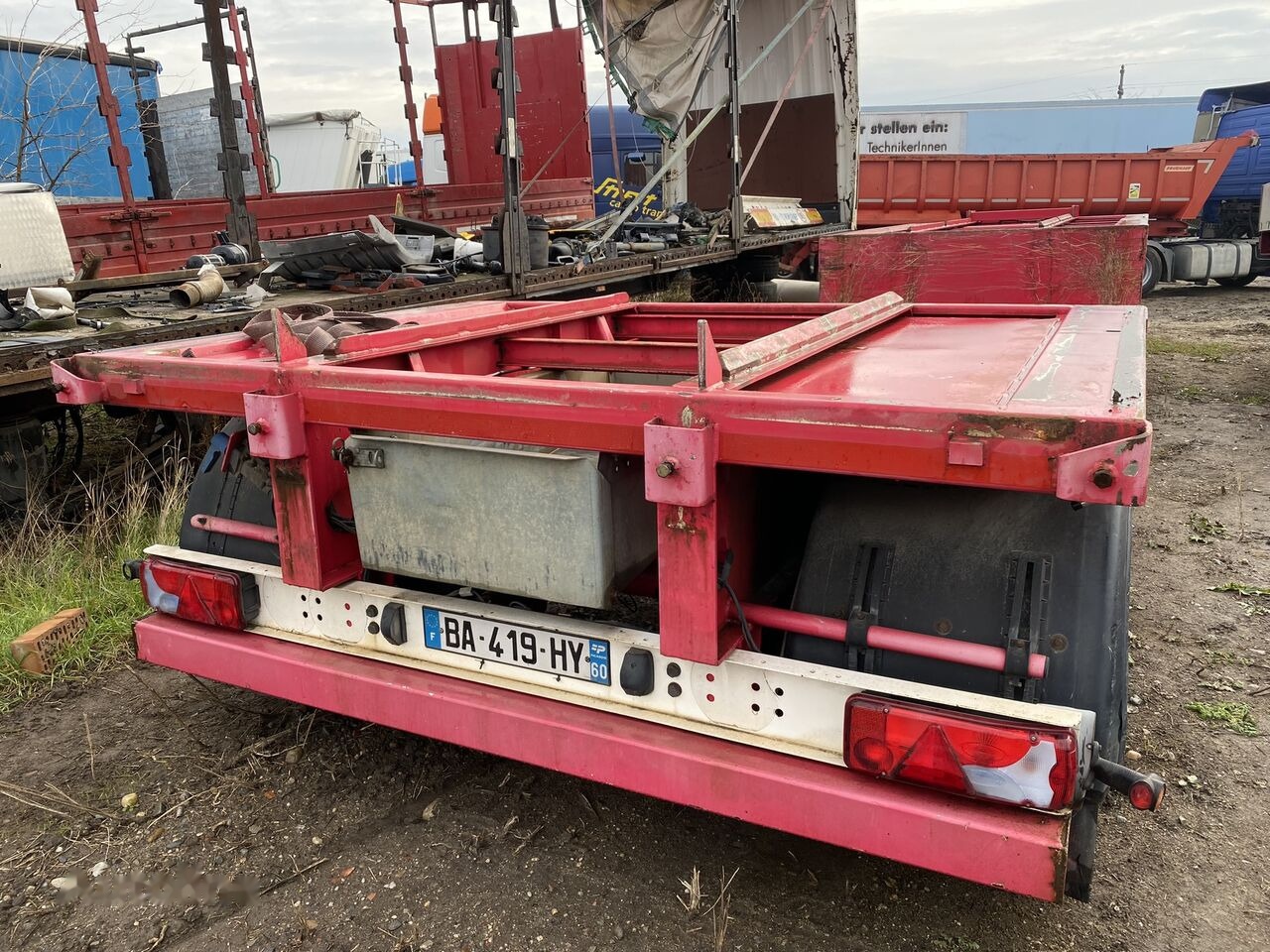 Fliegl Trailer 1 AXE ASCA ---FRANTA - Transport Special - LOWRIDER - Tieflader Auflieger: das Bild 2 Fliegl Trailer 1 AXE ASCA ---FRANTA - Transport Special - LOWRIDER - Tieflader Auflieger: das Bild 2