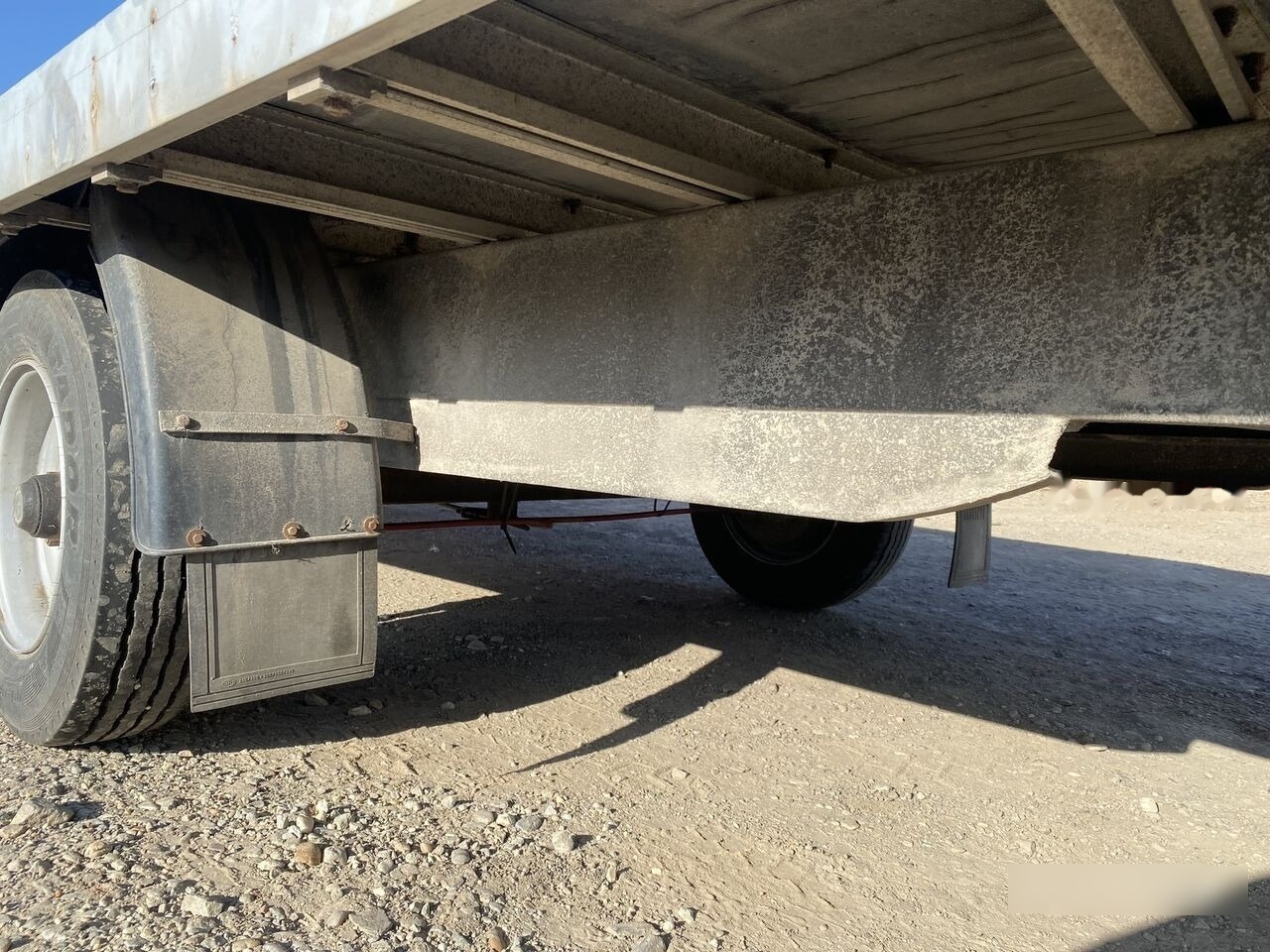 Schmitz Cargobull REPACOM Rema remorca 6,5 m lungime platforma pentru marfa / util - Pritschenanhänger/ Plattformanhänger: das Bild 3 Schmitz Cargobull REPACOM Rema remorca 6,5 m lungime platforma pentru marfa / util - Pritschenanhänger/ Plattformanhänger: das Bild 3