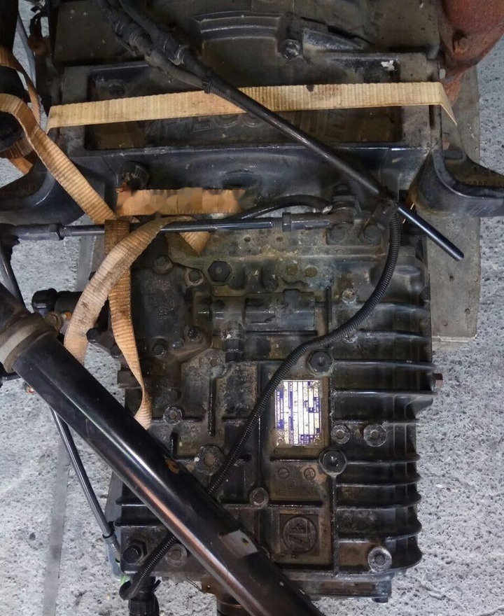 ZF 6s850 81.32003-6625 MAN L2000 TGL - Getriebe für LKW: das Bild 2 ZF 6s850 81.32003-6625 MAN L2000 TGL - Getriebe für LKW: das Bild 2