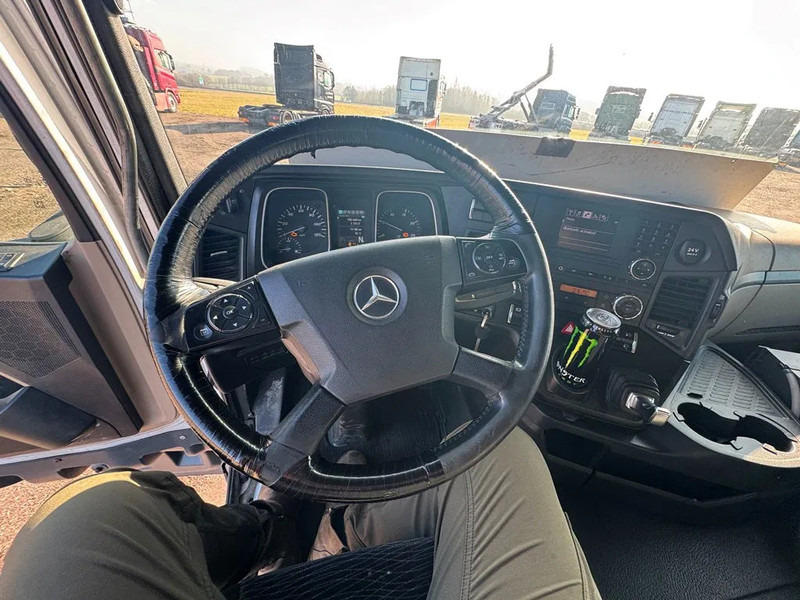 Sattelzugmaschine Mercedes-Benz Actros 1843 Euro 6.: das Bild 13