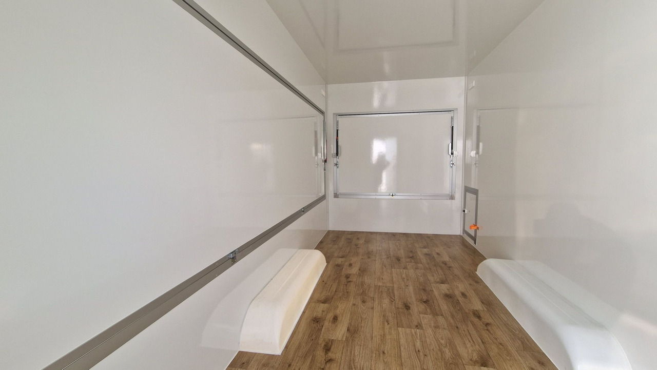 Przyczepa Gastronomiczna Handlowa FoodTruck - Verkaufsanhänger: das Bild 4 Przyczepa Gastronomiczna Handlowa FoodTruck - Verkaufsanhänger: das Bild 4