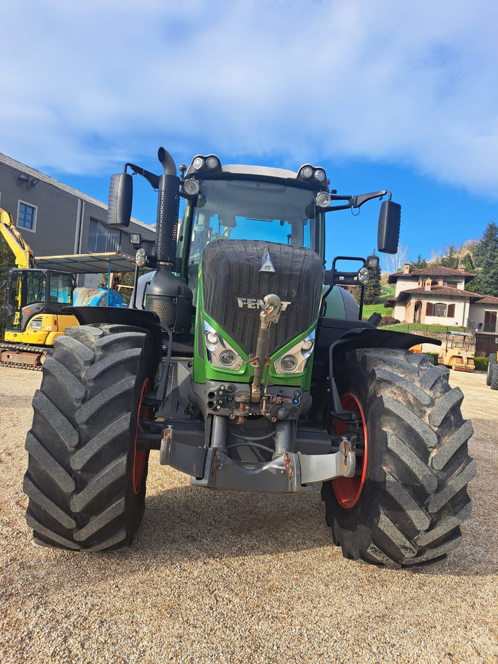 FENDT 828 - Traktor: das Bild 3 FENDT 828 - Traktor: das Bild 3