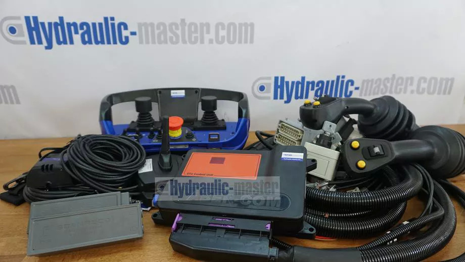 Forstmaschine CanBus 2 joysticks with radio control Scanreco G3 12 V Forest crane for Palms Farma BMF KTS: das Bild 11 Forstmaschine CanBus 2 joysticks with radio control Scanreco G3 12 V Forest crane for Palms Farma BMF KTS: das Bild 11