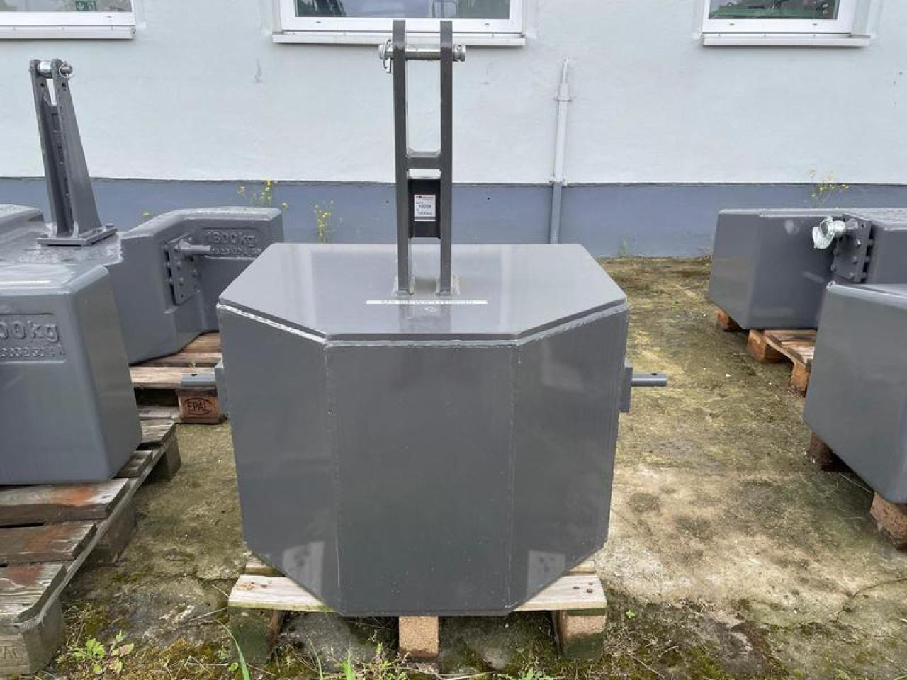 1000KG BUSCHMEIER FRONTGEWICHT - Gegengewicht: das Bild 2 1000KG BUSCHMEIER FRONTGEWICHT - Gegengewicht: das Bild 2
