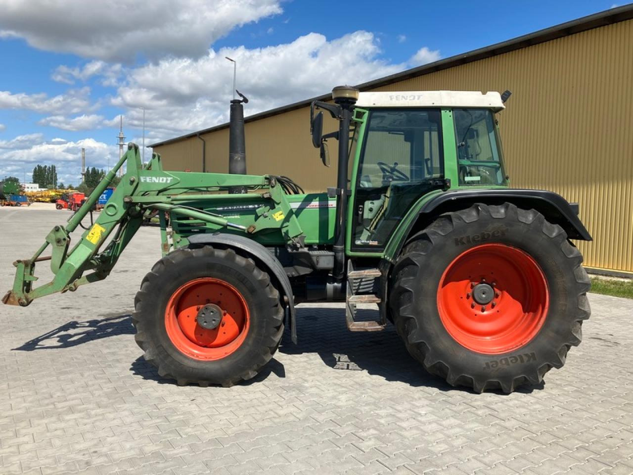 Fendt FARMER 312 // BREMSE NEU - Traktor: das Bild 2 Fendt FARMER 312 // BREMSE NEU - Traktor: das Bild 2
