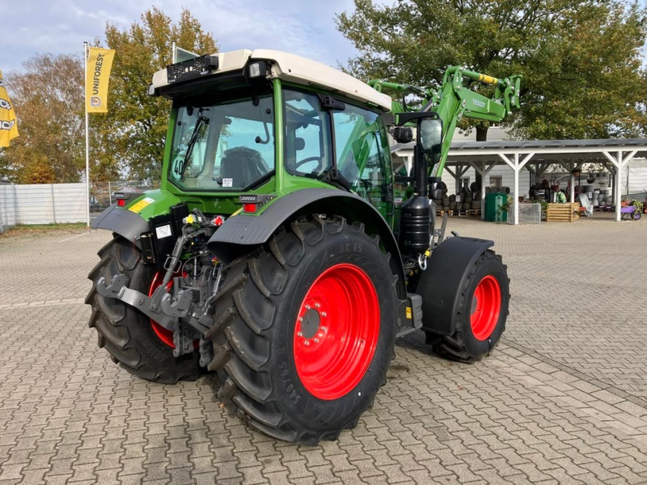 Fendt VARIO 211 - Traktor: das Bild 4 Fendt VARIO 211 - Traktor: das Bild 4
