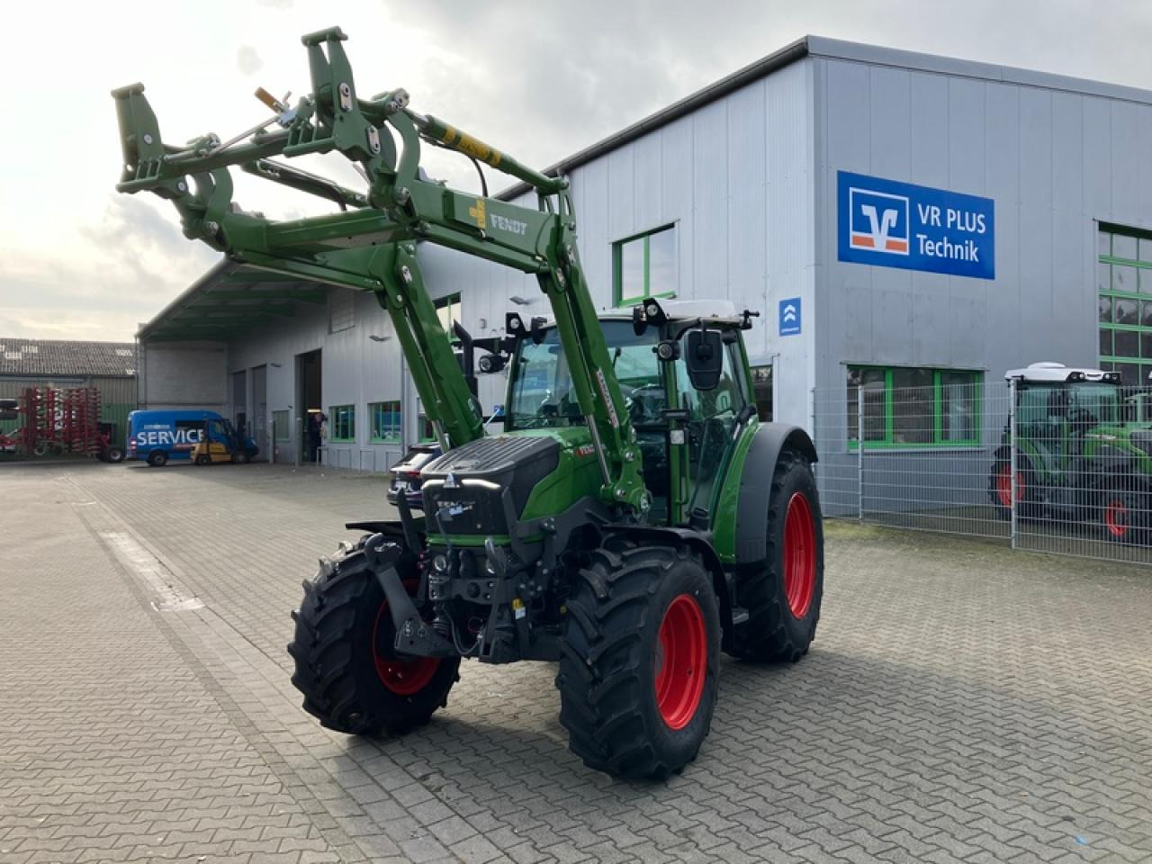 Fendt VARIO 211 - Traktor: das Bild 1 Fendt VARIO 211 - Traktor: das Bild 1