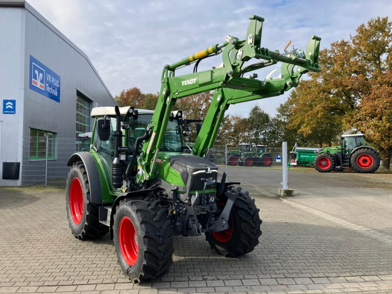 Fendt VARIO 211 - Traktor: das Bild 5 Fendt VARIO 211 - Traktor: das Bild 5
