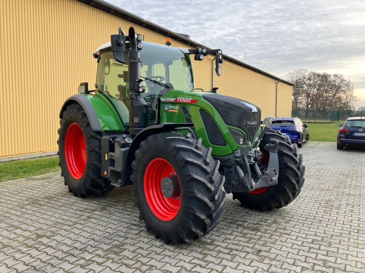 Fendt VARIO 724 GEN6 // RTK - Traktor: das Bild 5 Fendt VARIO 724 GEN6 // RTK - Traktor: das Bild 5