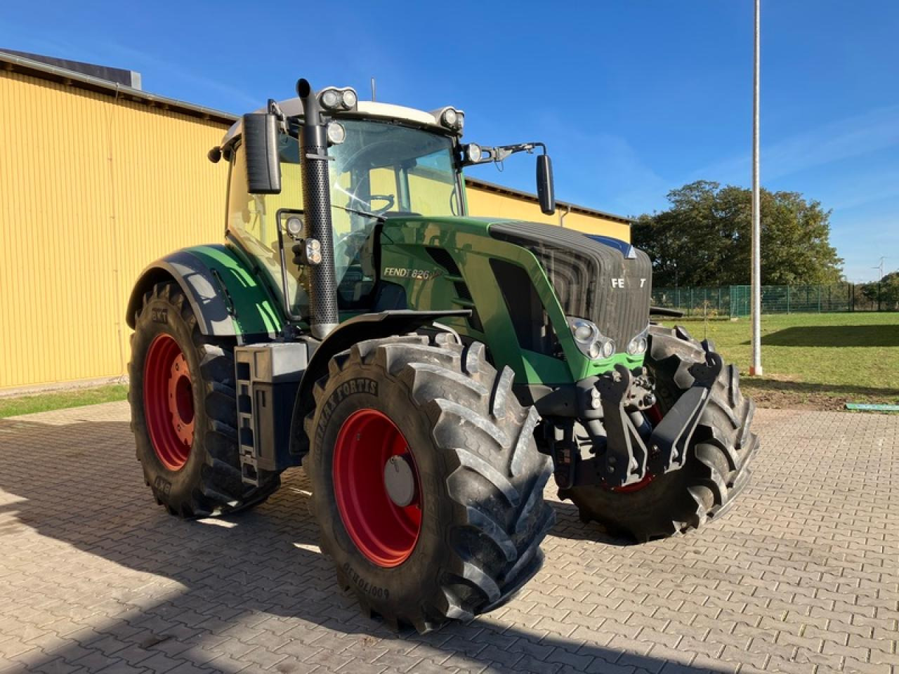 Fendt VARIO 826 - Traktor: das Bild 5 Fendt VARIO 826 - Traktor: das Bild 5