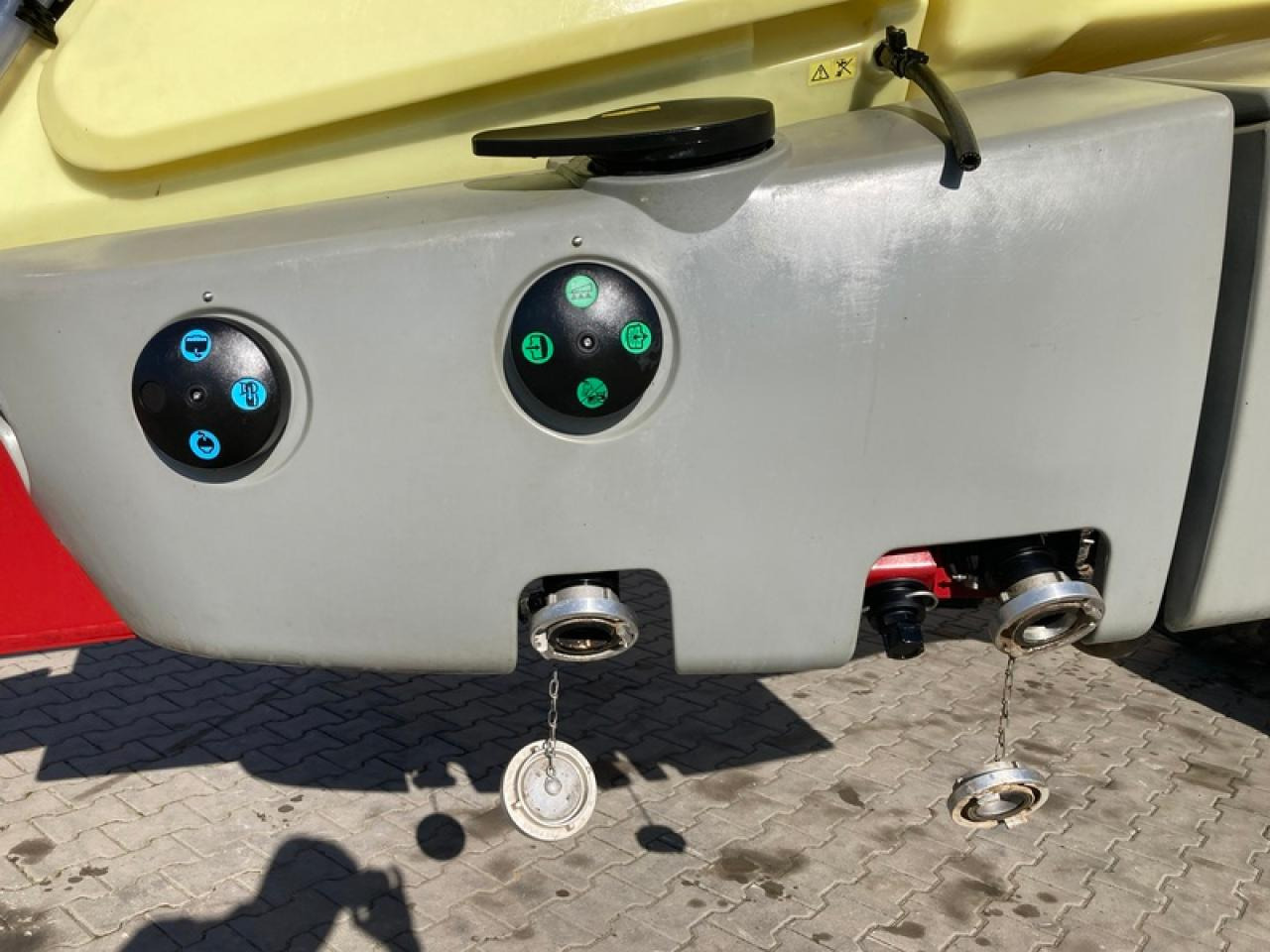 Hardi COMMANDER 5500I - Anhängespritze: das Bild 5 Hardi COMMANDER 5500I - Anhängespritze: das Bild 5