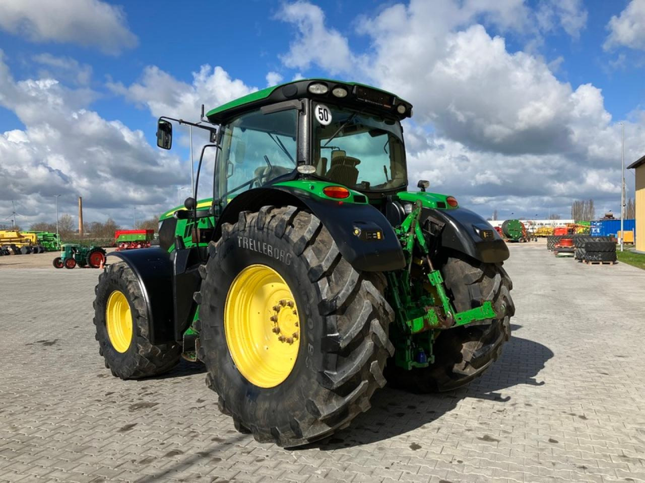 John Deere 6210R - Traktor: das Bild 3 John Deere 6210R - Traktor: das Bild 3