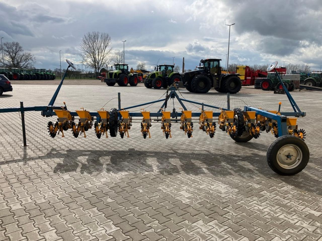 Kleine RÜBENDRILLMASCHINE KLEINE UNICORN - Einzelkornsämaschine: das Bild 3 Kleine RÜBENDRILLMASCHINE KLEINE UNICORN - Einzelkornsämaschine: das Bild 3