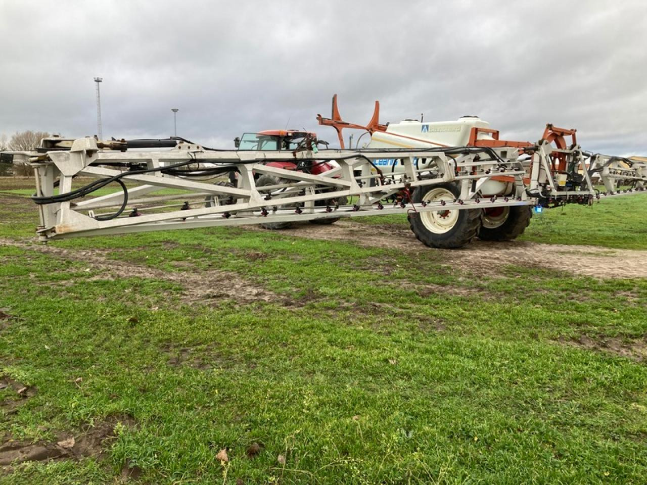 Kuhn OCEANIS 5600 - Anhängespritze: das Bild 3 Kuhn OCEANIS 5600 - Anhängespritze: das Bild 3