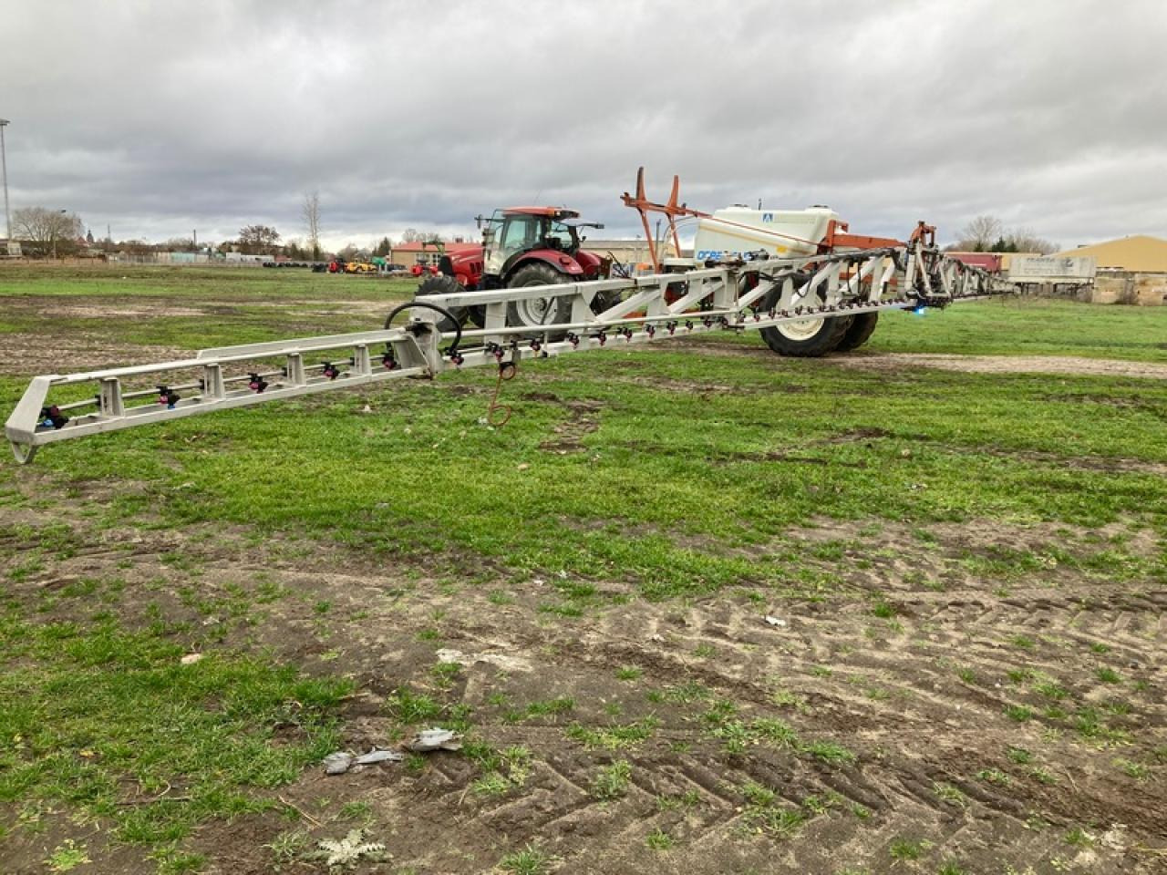 Kuhn OCEANIS 5600 - Anhängespritze: das Bild 2 Kuhn OCEANIS 5600 - Anhängespritze: das Bild 2