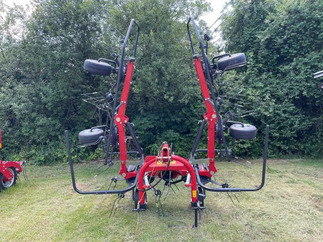 Vicon FANEX 604 AKTION - Heuwender/ Wenderechen: das Bild 5 Vicon FANEX 604 AKTION - Heuwender/ Wenderechen: das Bild 5