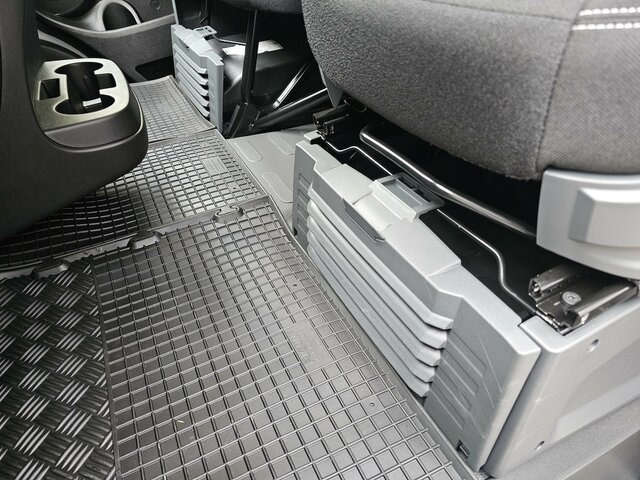 FIAT Ducato 120 L2H1 Premium Kabine + Visibility... - Kleintransporter: das Bild 5 FIAT Ducato 120 L2H1 Premium Kabine + Visibility... - Kleintransporter: das Bild 5