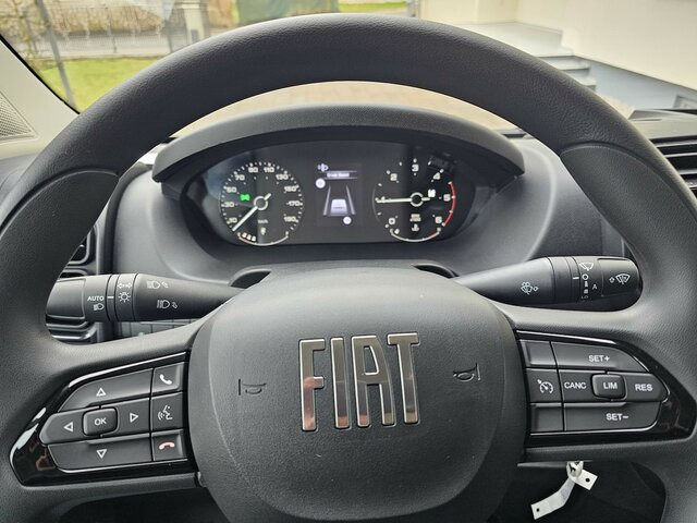 FIAT Ducato 35 L3H2 13m³ Klima Temp 260° Kamera PDC... - Kastenwagen: das Bild 4 FIAT Ducato 35 L3H2 13m³ Klima Temp 260° Kamera PDC... - Kastenwagen: das Bild 4