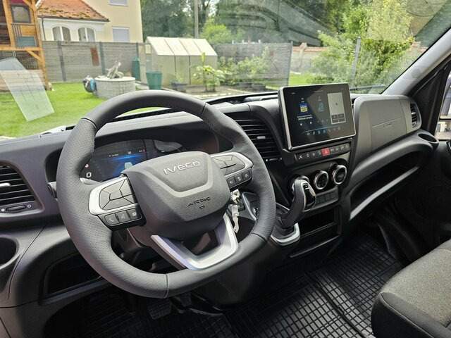 IVECO Daily 35S18HA8V DOKA Snoeks Mixto Hi-Matic 16m³ - Kastenwagen, Transporter mit Doppelkabine: das Bild 4 IVECO Daily 35S18HA8V DOKA Snoeks Mixto Hi-Matic 16m³ - Kastenwagen, Transporter mit Doppelkabine: das Bild 4