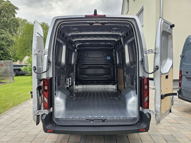 Kastenwagen RENAULT Master L2H2 170 Neues Modell 10'' Navi Kamera: das Bild 38