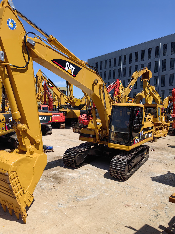 CAT 320B Excavator - Kettenbagger: das Bild 4 CAT 320B Excavator - Kettenbagger: das Bild 4