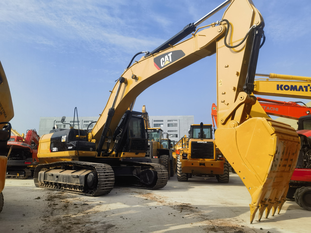CAT 330D2L Excavator - Kettenbagger: das Bild 3 CAT 330D2L Excavator - Kettenbagger: das Bild 3
