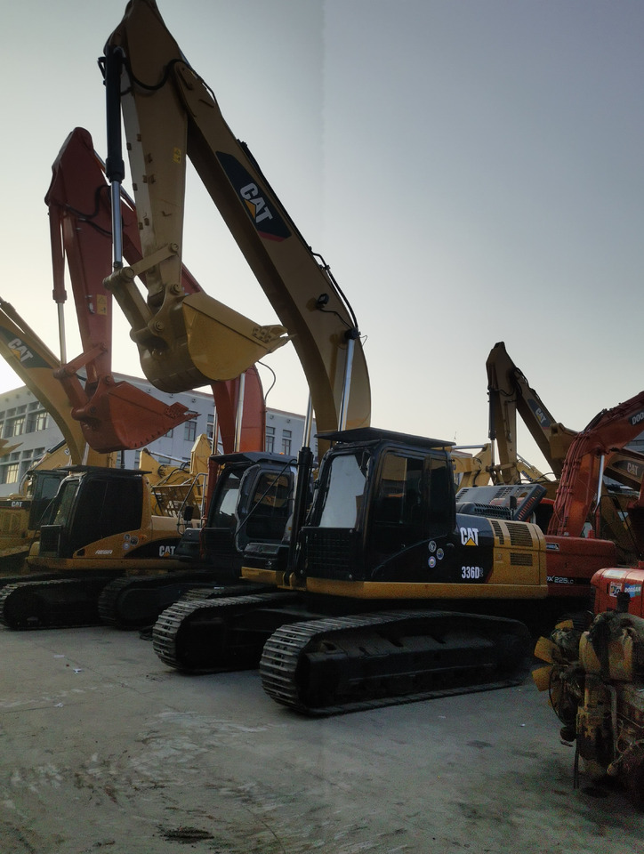 CAT 336D2 Excavator - Bagger: das Bild 1 CAT 336D2 Excavator - Bagger: das Bild 1