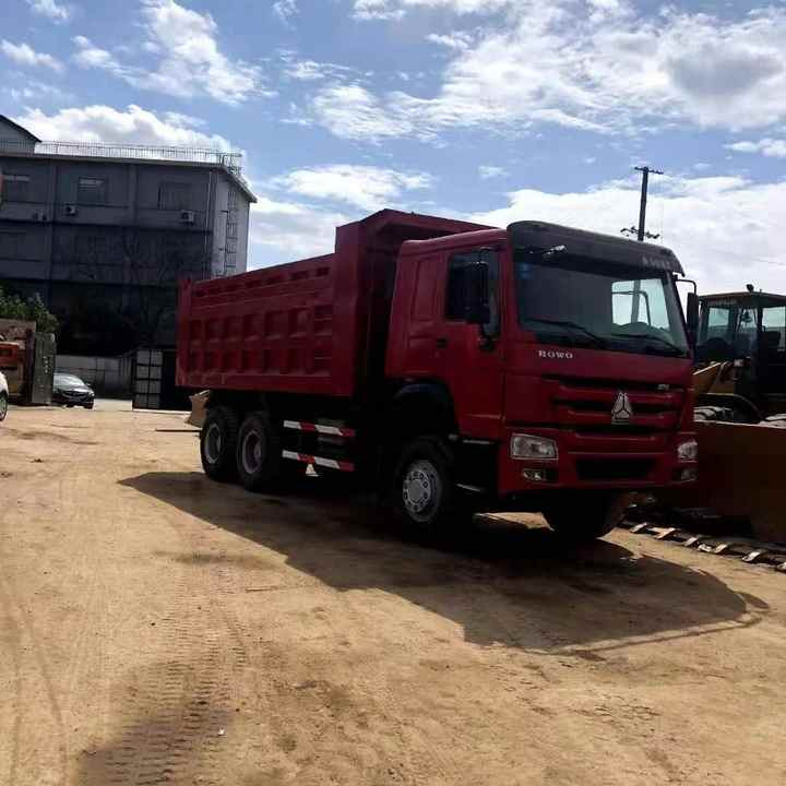 Good Condition 30 Ton 20 Ton Dump Truck 10 Wheeler Sinotruk Howo Used Dumper Truck Tipper 6x4 - Kipper: das Bild 2 Good Condition 30 Ton 20 Ton Dump Truck 10 Wheeler Sinotruk Howo Used Dumper Truck Tipper 6x4 - Kipper: das Bild 2