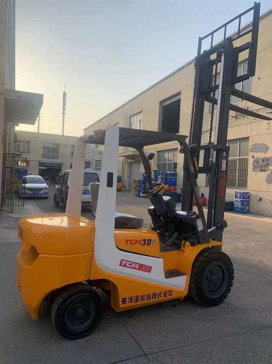 High Performance and good quality Used tcm FD30 forklift TCM FD30 for sale in shanghai china - Dieselstapler: das Bild 4 High Performance and good quality Used tcm FD30 forklift TCM FD30 for sale in shanghai china - Dieselstapler: das Bild 4