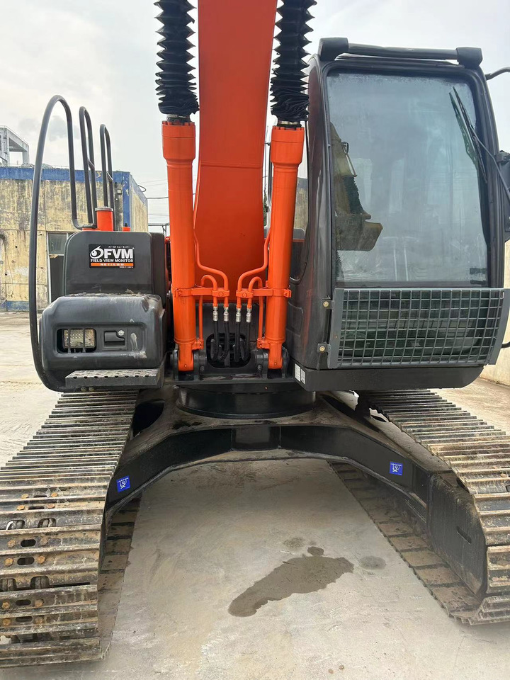 Hitachi ZX120 Excavator - Kettenbagger: das Bild 2 Hitachi ZX120 Excavator - Kettenbagger: das Bild 2