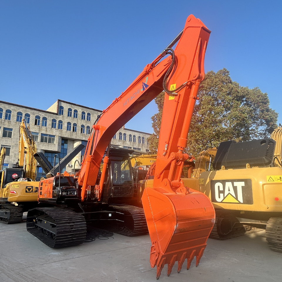 Hitachi ZX200-3 Excavator - Kettenbagger: das Bild 4 Hitachi ZX200-3 Excavator - Kettenbagger: das Bild 4