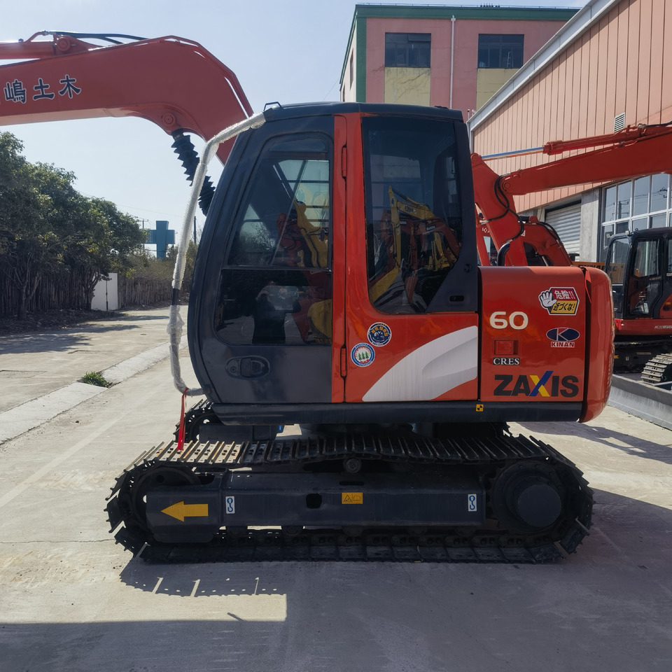 Hitachi ZX60 Excavator - Kettenbagger: das Bild 3 Hitachi ZX60 Excavator - Kettenbagger: das Bild 3