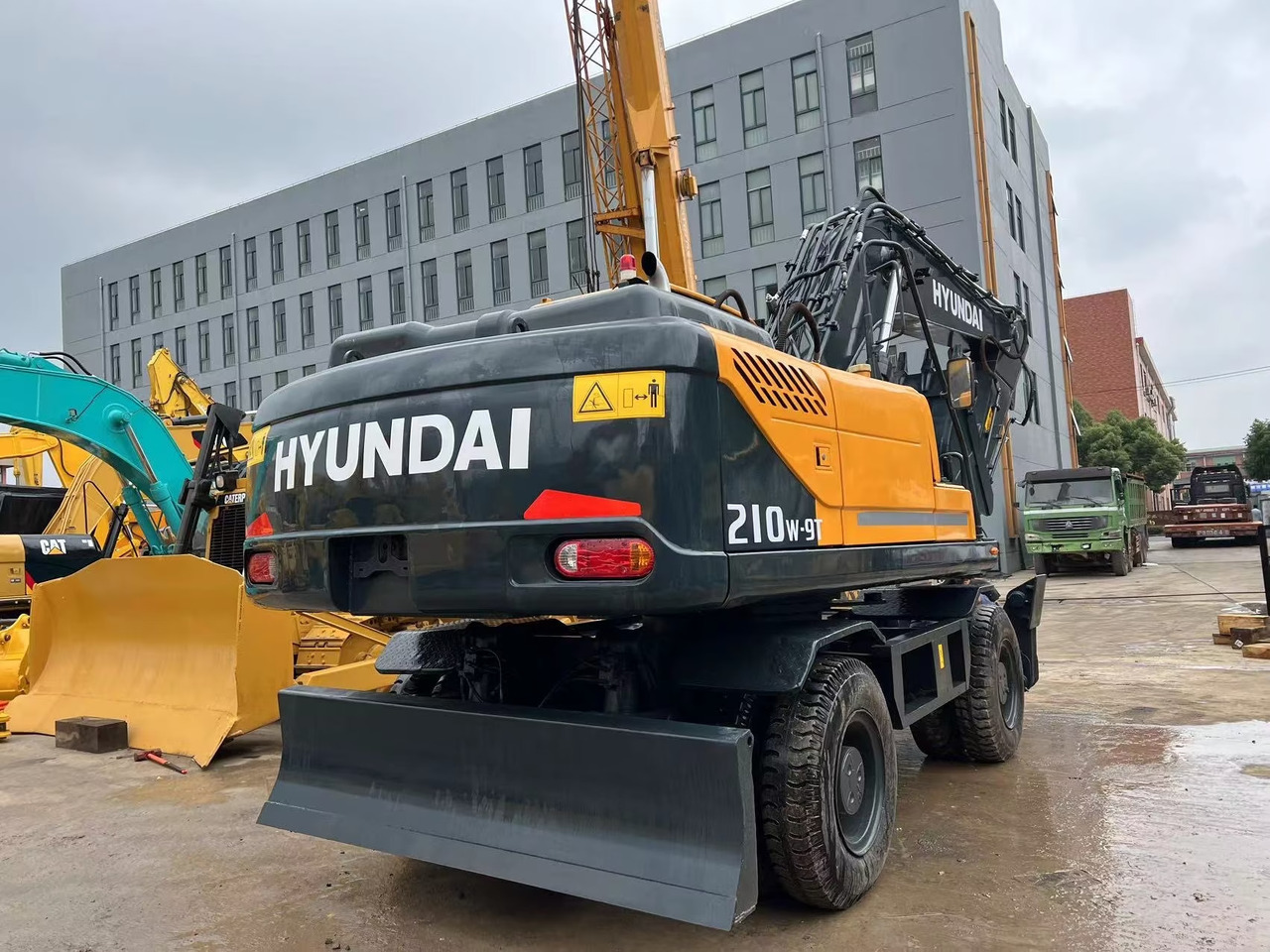 Hyundai 210w-9 wheel excavator - Mobilbagger: das Bild 4 Hyundai 210w-9 wheel excavator - Mobilbagger: das Bild 4