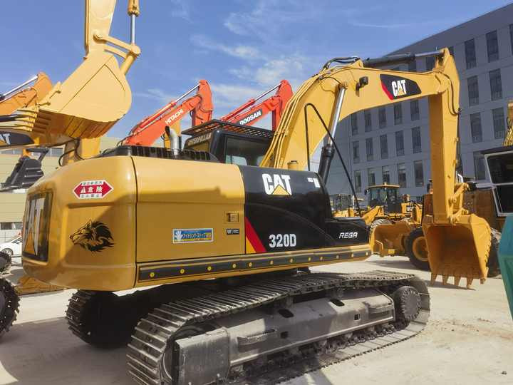 Japan original Hot selling 20 ton CAT320D second hand excavators Caterpillar excavator cat320d for sale - Kettenbagger: das Bild 2 Japan original Hot selling 20 ton CAT320D second hand excavators Caterpillar excavator cat320d for sale - Kettenbagger: das Bild 2