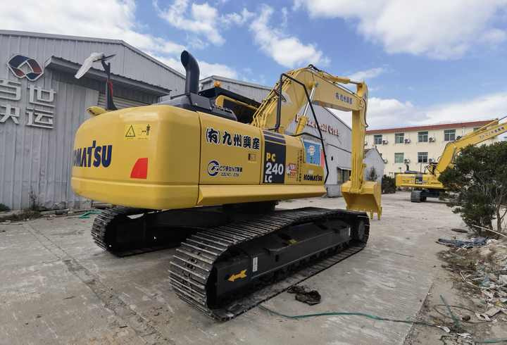 Japan original Used second hand excavator Komatsu PC240LC-8 hydraulic excavator digger for sale - Kettenbagger: das Bild 4 Japan original Used second hand excavator Komatsu PC240LC-8 hydraulic excavator digger for sale - Kettenbagger: das Bild 4